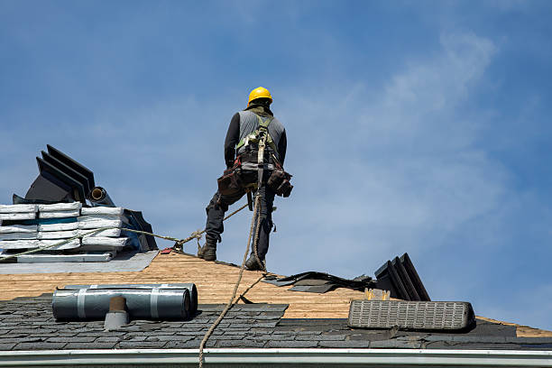 Professional Gutter Installation technician working in Nashville, IN